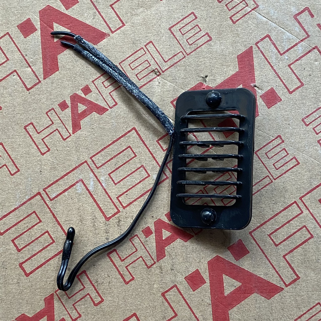 Cảm biến nhiệt Tủ rượu Häfele 128 lít HW-G45A  534.16.970(532.85.121)