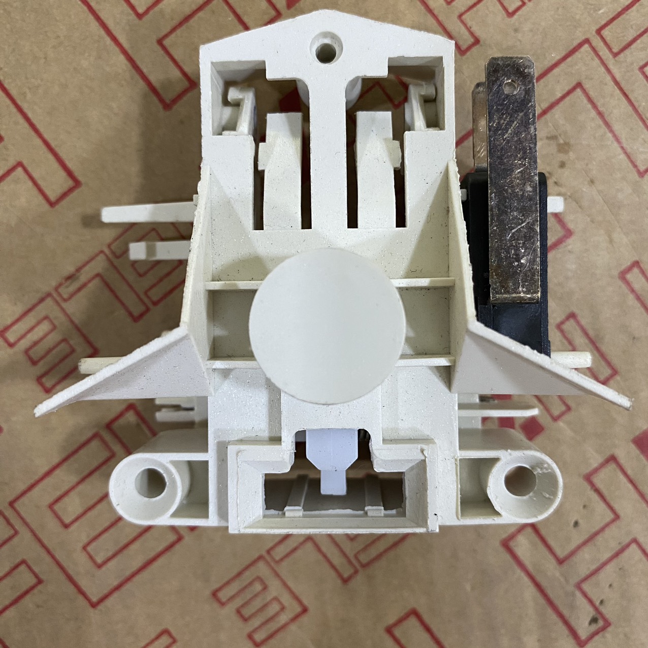 DOOR SWITCH ASSEMBLY 535.29.580(532.88.553)