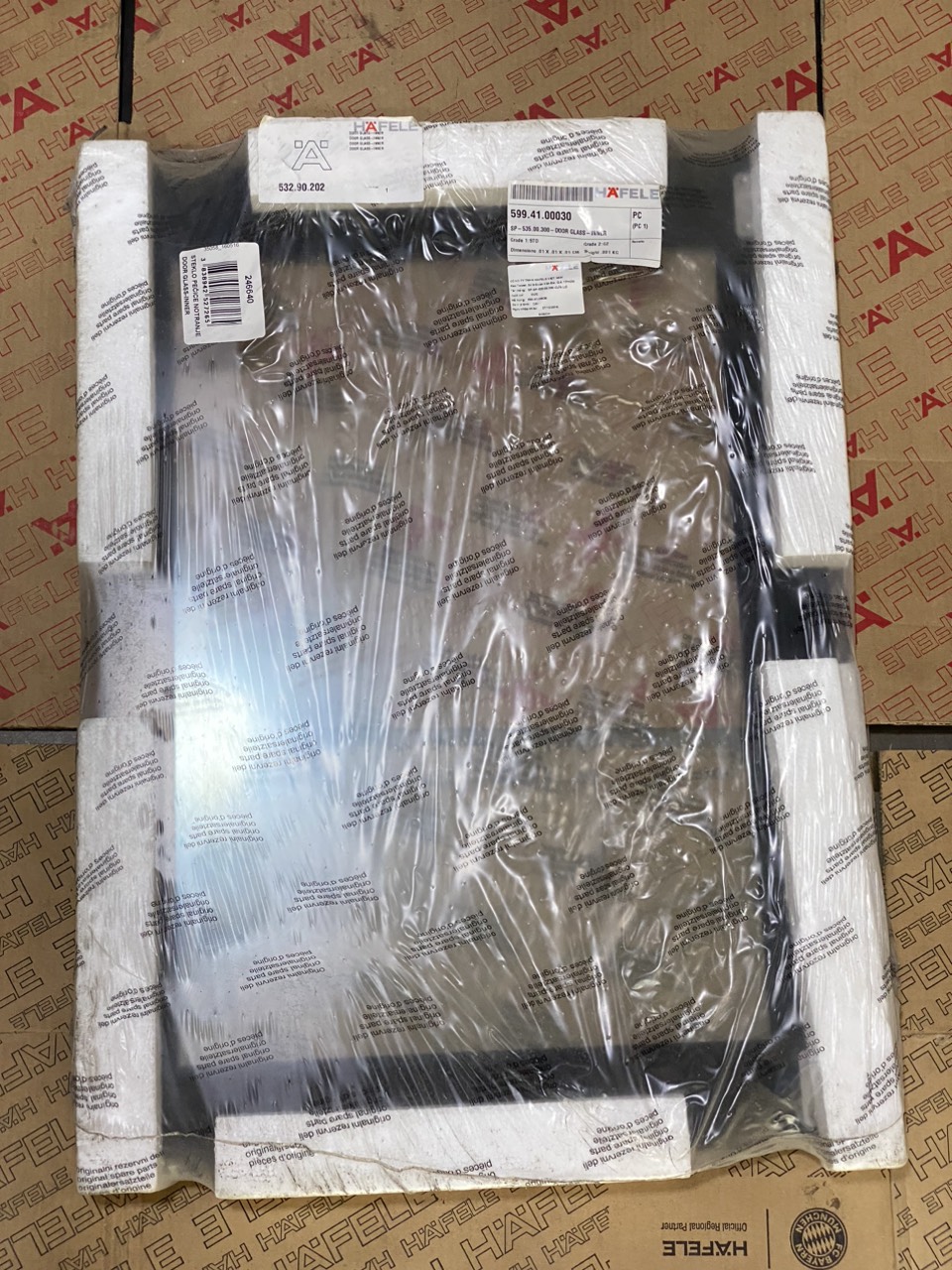 KÍNH CỬA 532.90.202