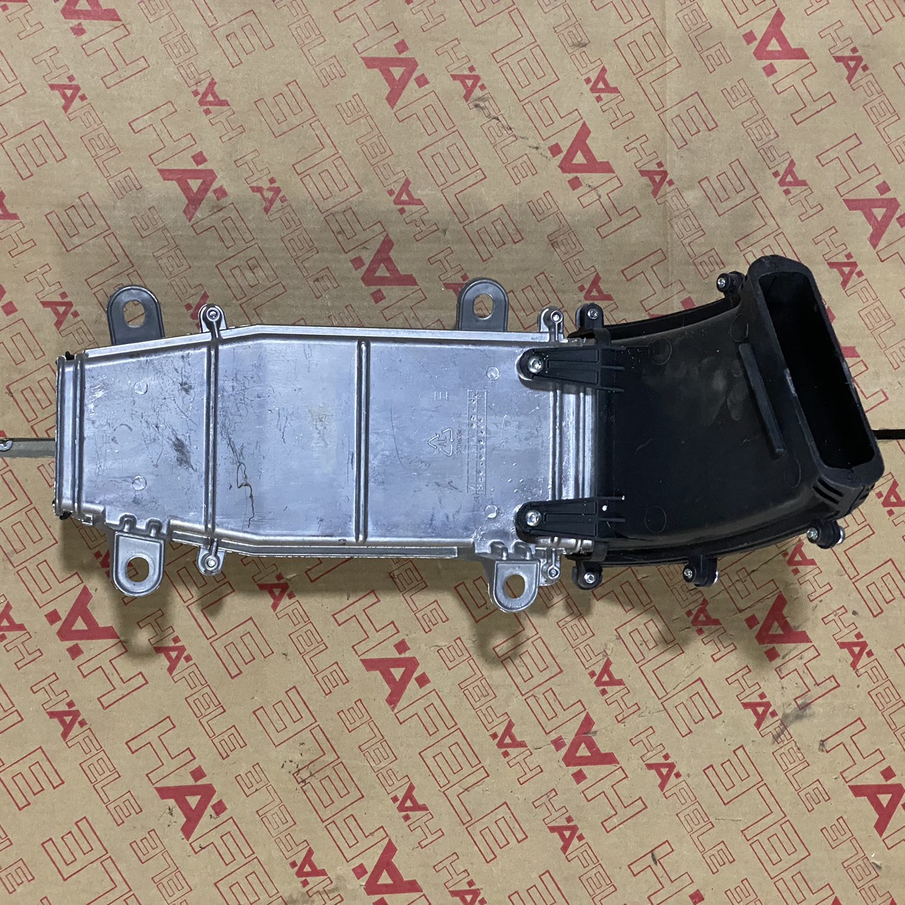 HEATER HOUSING ASSEMBLY GR MÁY GIẶT SẤY KẾT HỢP HWD-F60A HAFELE 533.93.100(532.91.238)