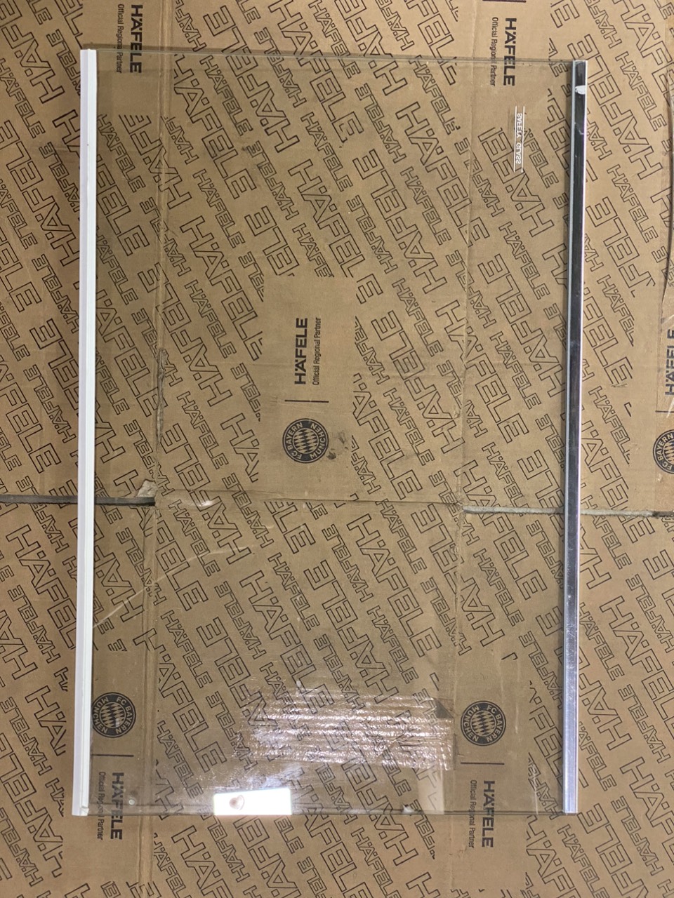 KỆ KÍNH 532.92.158