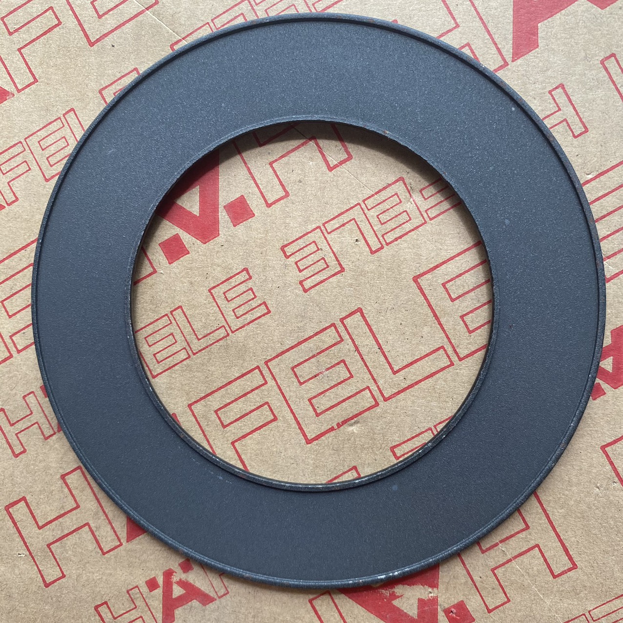 CAP GLSSY BLK TRI.CROWN OUTER 532.92.799